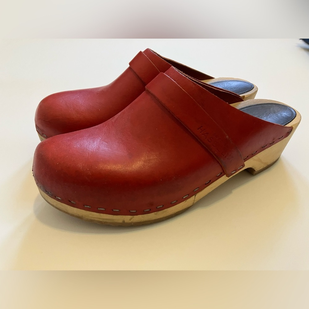 Swedish Hasbeens Clogs. Red. Size 38.